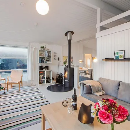 Feriehus Fenneke - 50m From The Sea By Interhome Blokhus