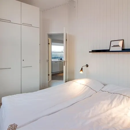 Fenneke - 50m From The Sea By Interhome Feriehus *