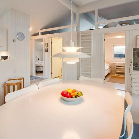 Fenneke - 50m From The Sea By Interhome *