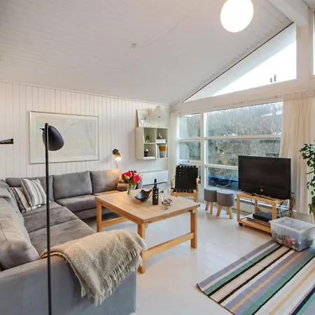 Fenneke - 50m From The Sea By Interhome