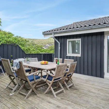 Fenneke - 50m From The Sea By Interhome Feriehus